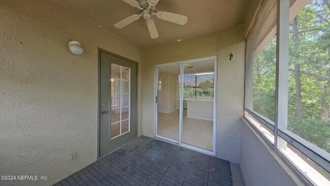 Building Photo - 1701 The Greens Way