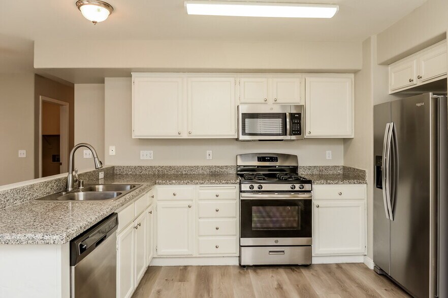 Building Photo - 9009 Ballad Ave