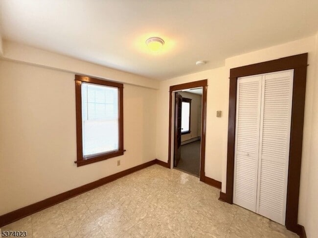 Building Photo - 165 NJ-23