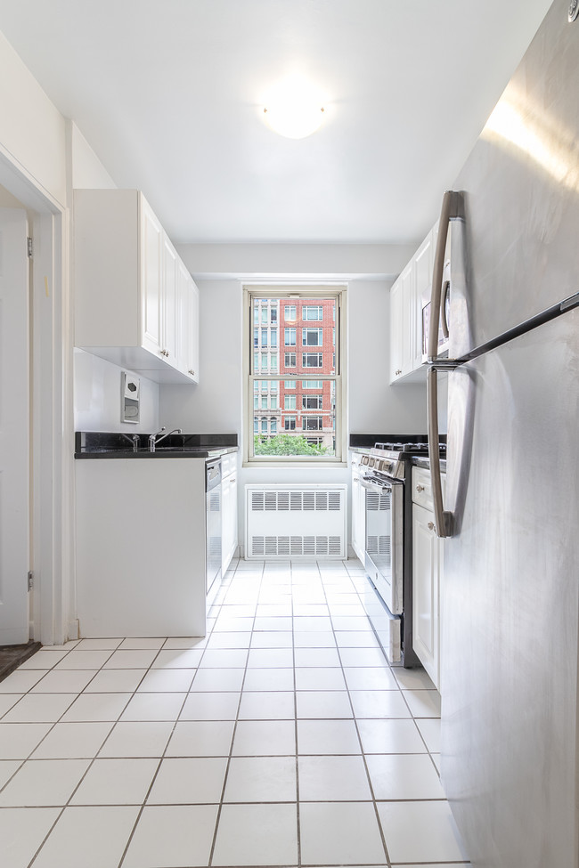 Floorplan - 185 East 85th Street