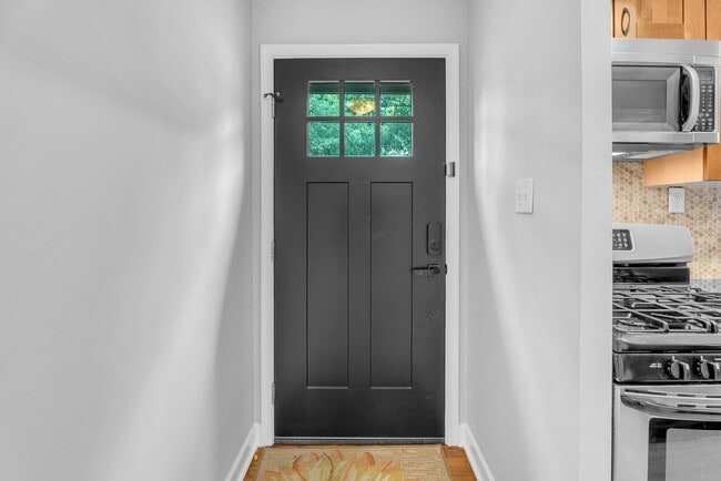 Building Photo - Charming Alexandria Home in Del Ray