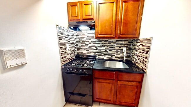 Interior Photo - South Harrison Apartments