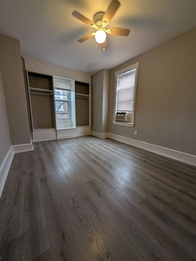 Building Photo - Now Showing!