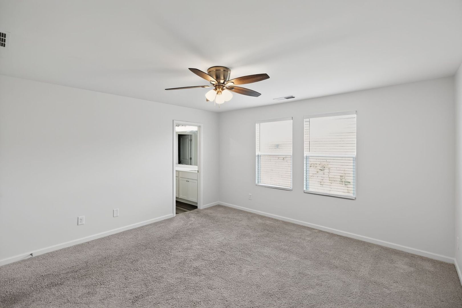 Building Photo - 419 Matera Dr NW