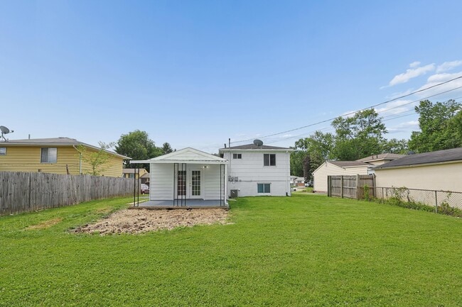 Building Photo - 5014 Norcrest Dr