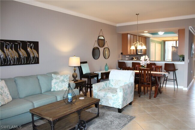 Building Photo - 10044 Siesta Bay Dr