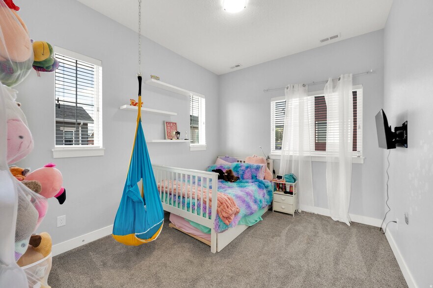 Building Photo - 67 S Walker Pl