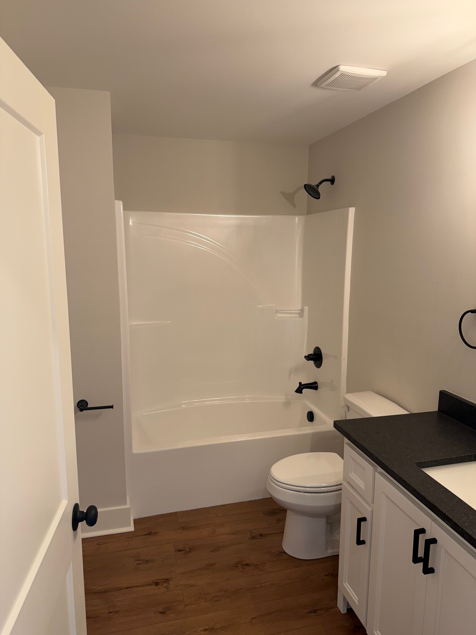 Building Photo - 30 Tower Ct