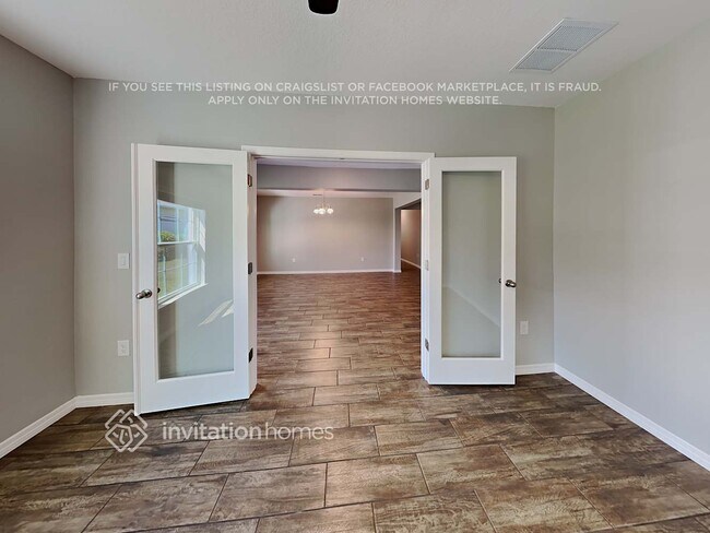 Building Photo - 2409 Prague Ln