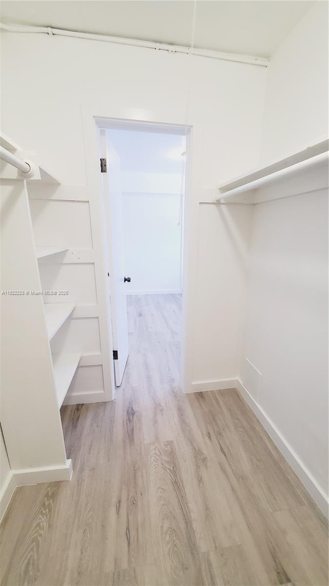 Building Photo - 4450 SW 67th Ave