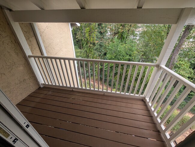 Balcony - empty view - 3140 7 Pines Ct NW