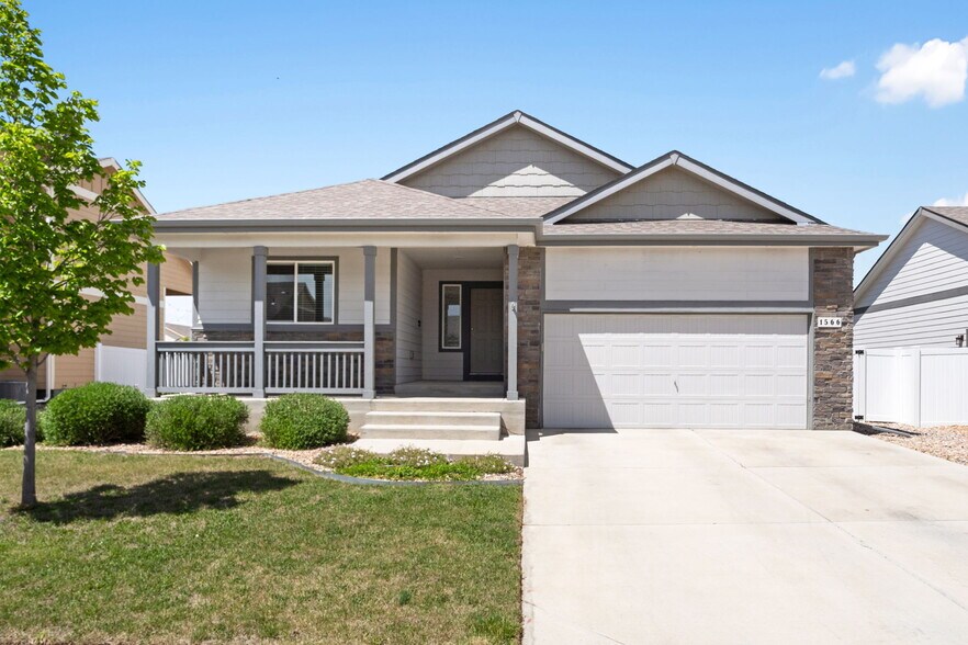 Primary Photo - 1566 Driftline Dr