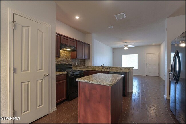 Building Photo - 14904 Jerry Armstrong Ct