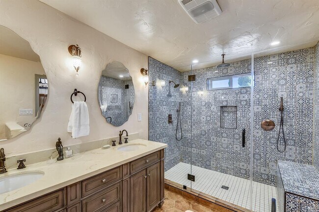 Building Photo - 9 El Camino Real