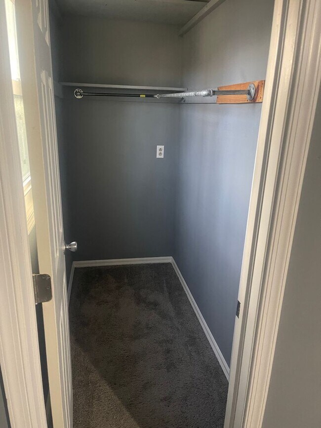 Building Photo - COMING SOON! Beautiful 4 Bedroom Home in M...