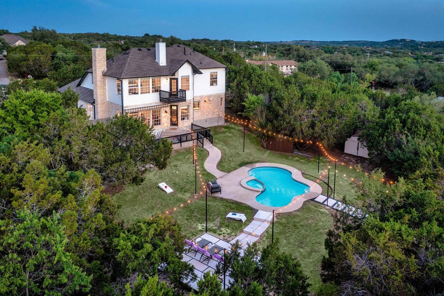 Building Photo - 8902 Feather Hill Rd