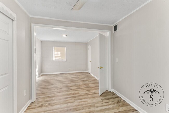 Building Photo - 5511 Canberra Ave