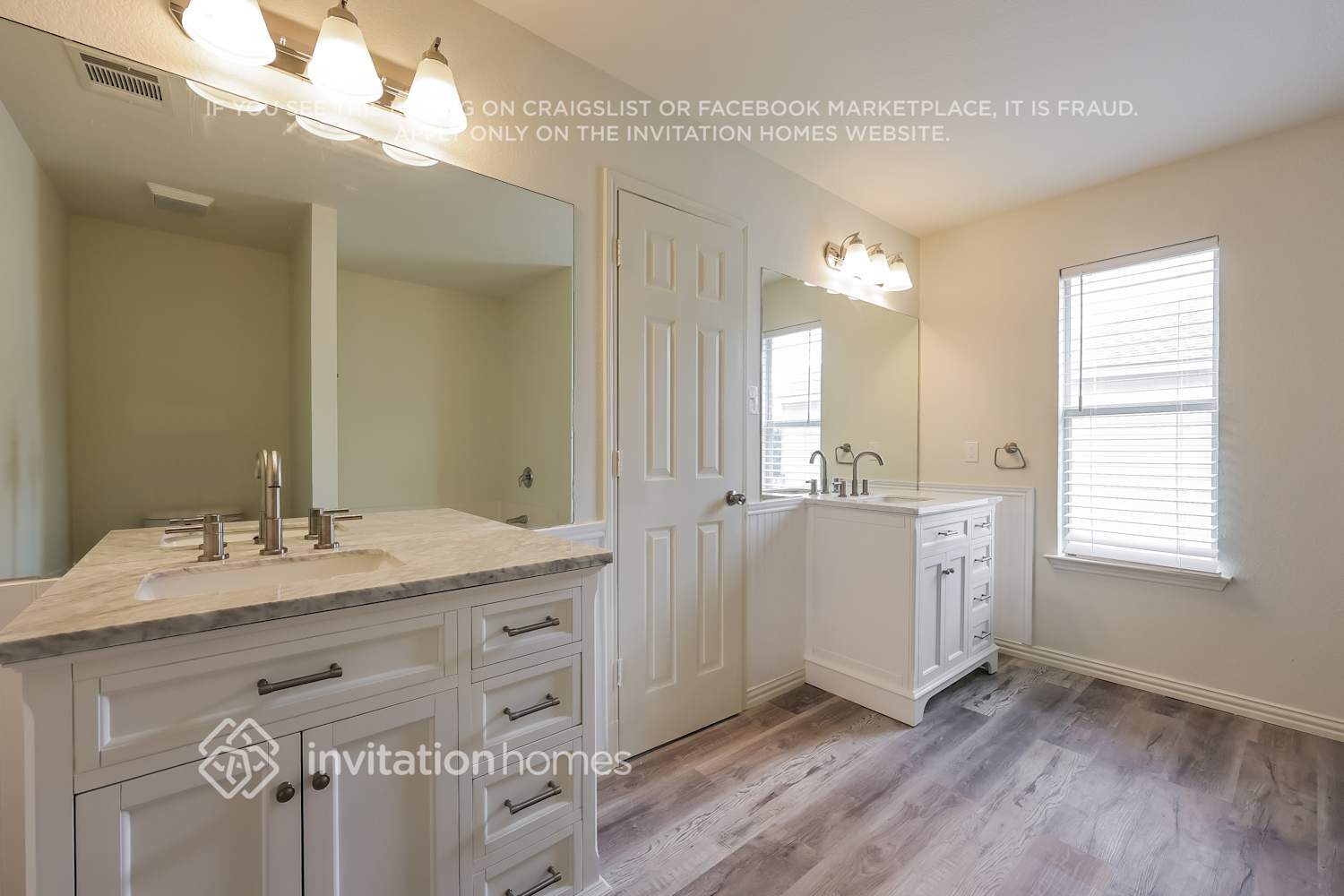 Building Photo - 215 Equestrian Dr