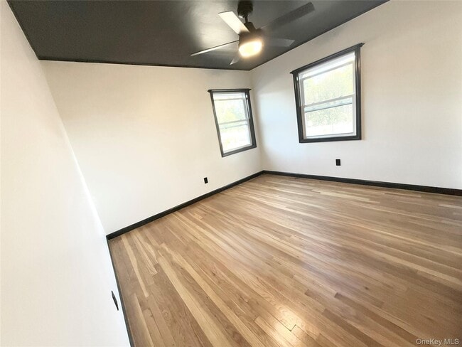 Building Photo - 1553 Potter Blvd
