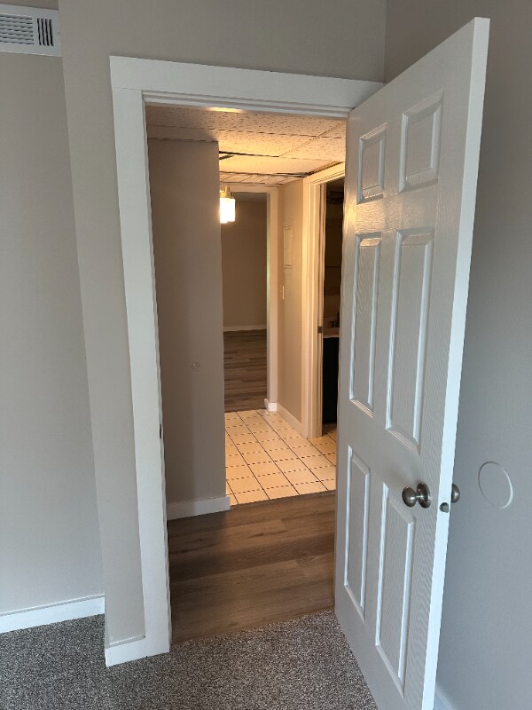 Building Photo - 715 S Golfcrest Rd