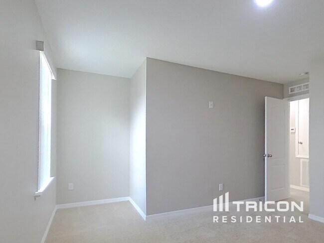 Building Photo - 616 Del Pilar Drive Groveland FL
