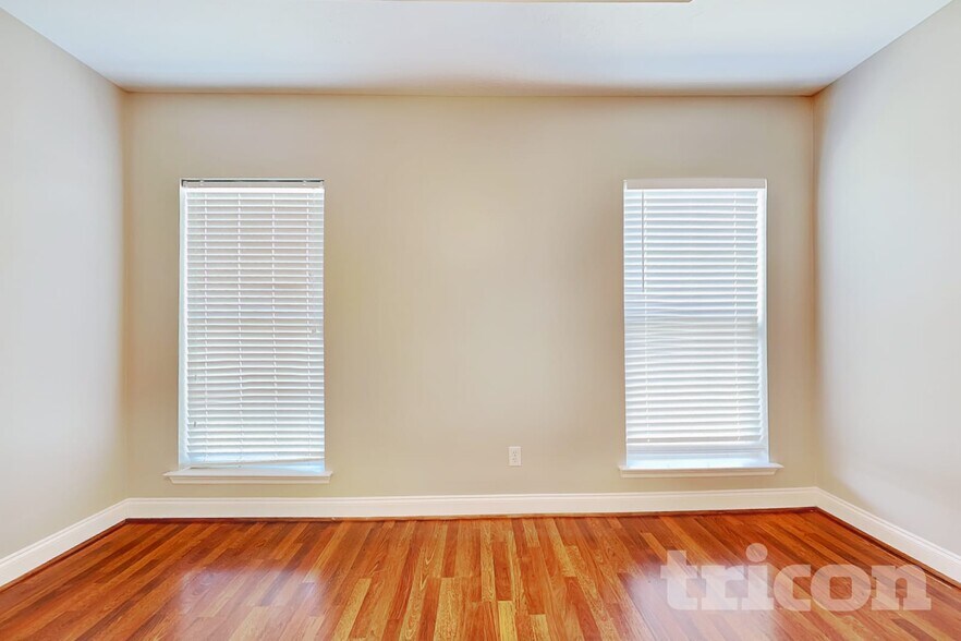 Building Photo - 4606 Logans Way