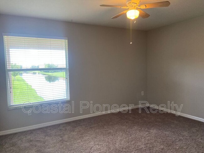 Building Photo - 8807 Cameron Crest Dr