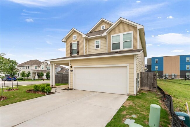 Building Photo - 5001 Black Onyx Dr