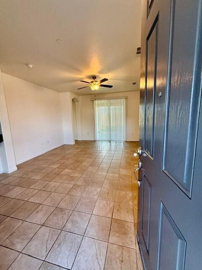 Building Photo - 1762 Bolton Ave