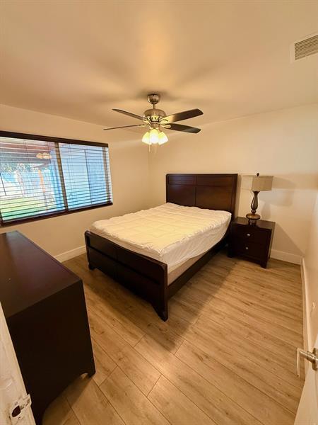 Building Photo - 1941 NE 51st Ct