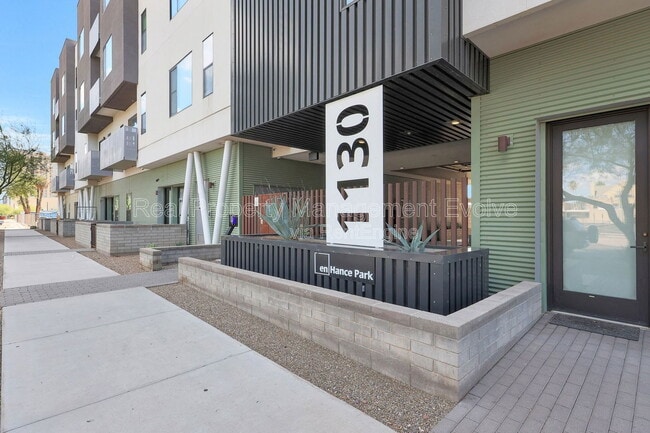 Building Photo - 1130 N 2nd St