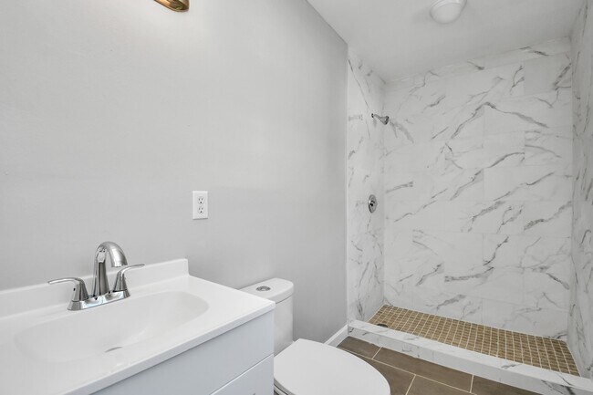 Building Photo - 9622 Vilven Ln