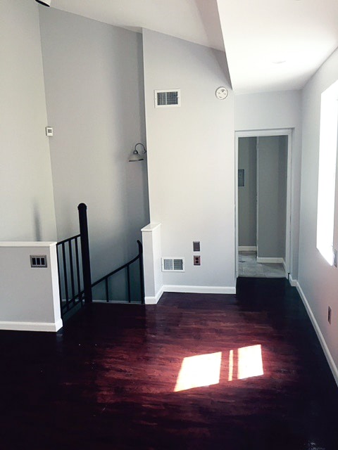 Building Photo - 937 N 4th St