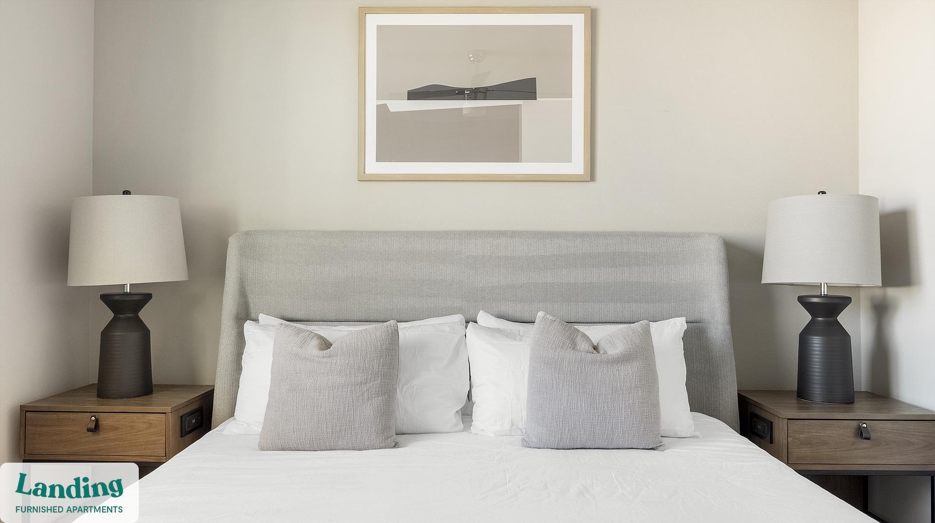 Building Photo - 402 W Lincoln St