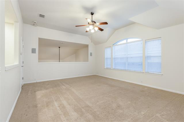 Building Photo - 592 Burning Oak Dr