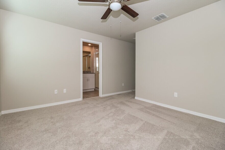 Building Photo - 3510 Joshua Tree St