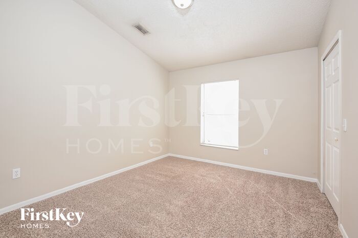 Building Photo - 7464 Little Pond Ct