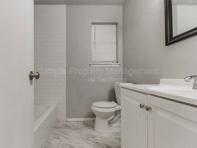 Building Photo - 7505 NW 29th St