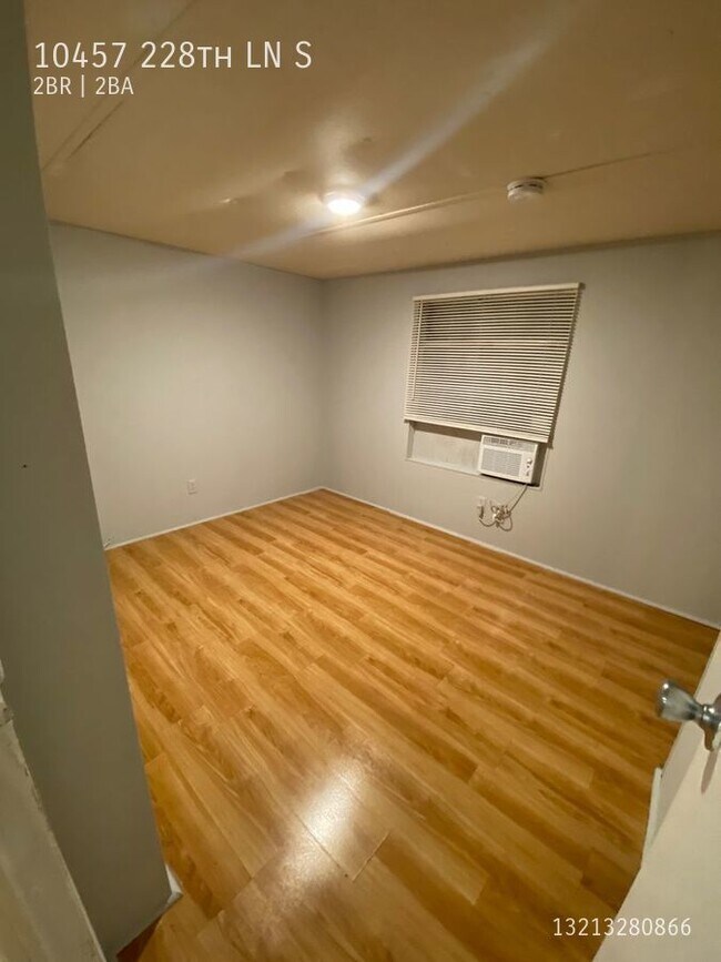 Building Photo - 10457 S 228th Ln