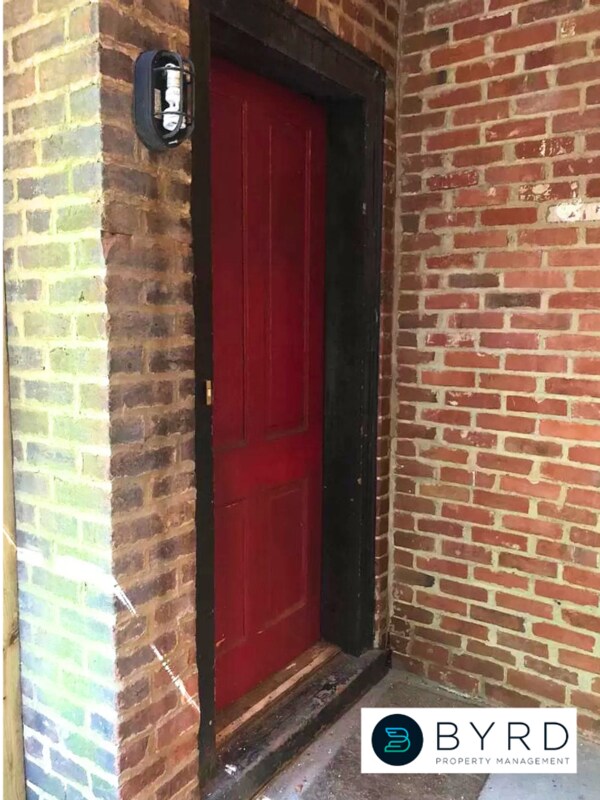 Building Photo - 311 W Marshall St
