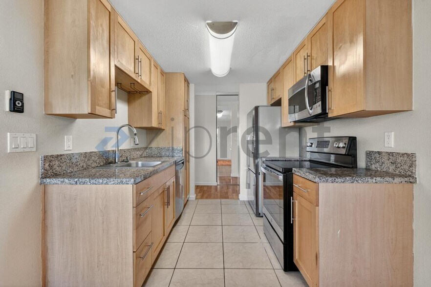 Building Photo - Unit apt 1