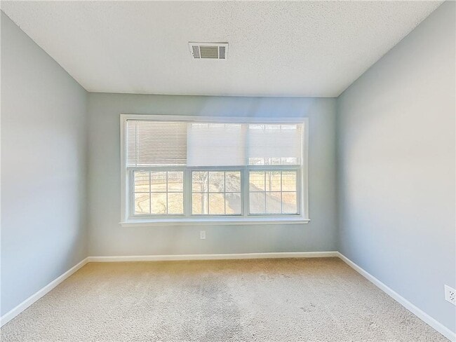 Building Photo - 3562 Courtfield Trace NE