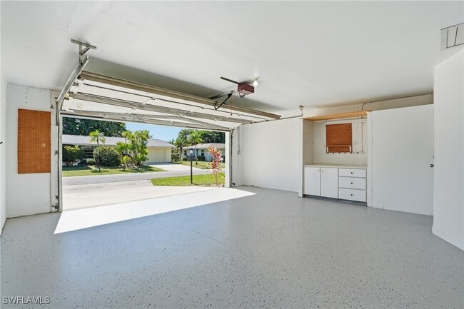 Building Photo - 30 Maui Cir