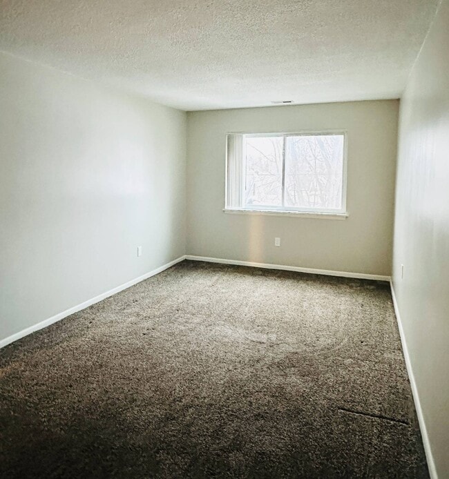 Building Photo - 1552 Helderberg Ave