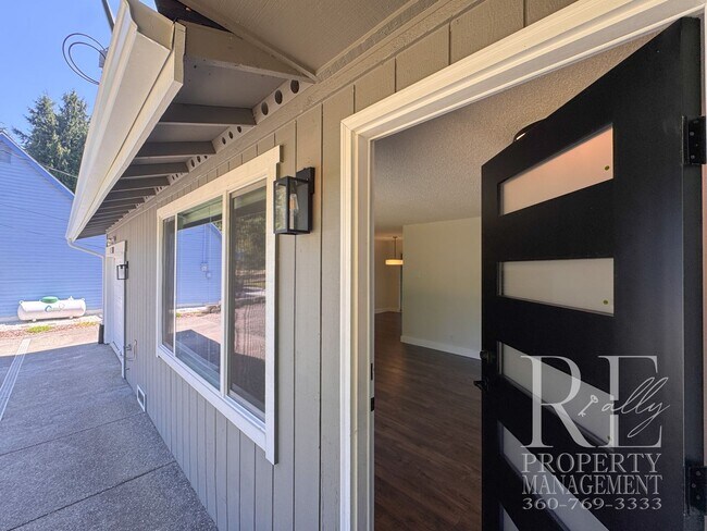 Building Photo - 8240 NE Seawind Ave