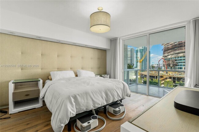 Building Photo - 450 Alton Rd