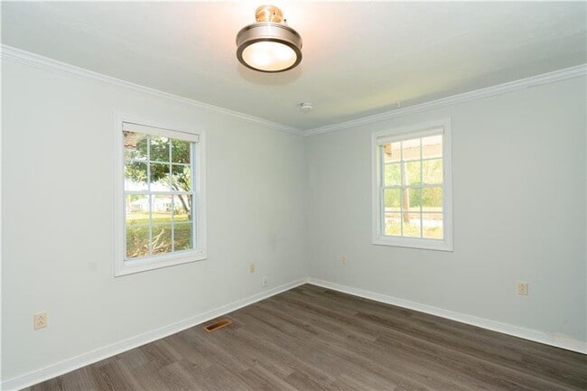 Building Photo - 3 Bedrooms.  2.5 Baths. Luxury Upgrades