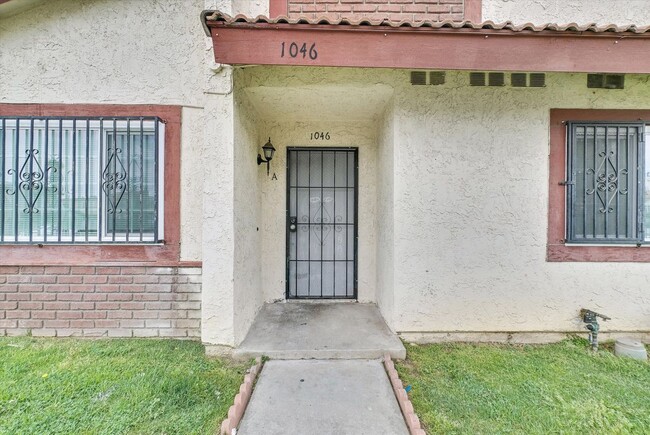 Building Photo - 1046 N Clifford Ave