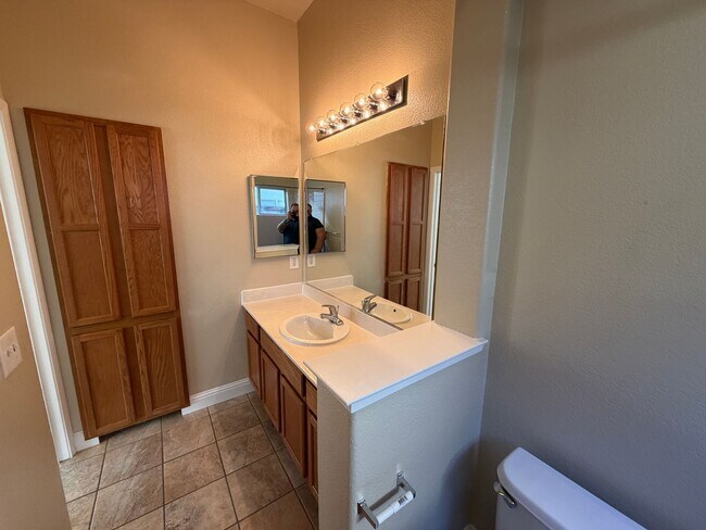 Building Photo - Large Home on Corner Lot