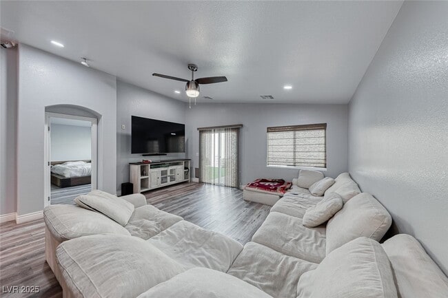 Building Photo - 7852 Whitlocks Mill Ave